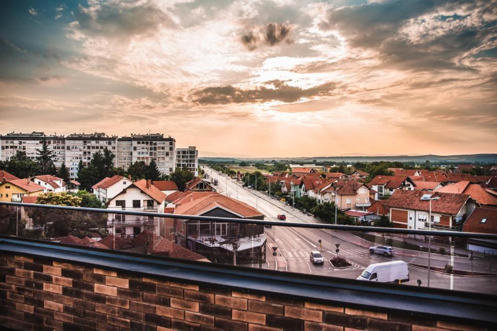 Sky Apartmani & Spa Leskovac  Extérieur photo